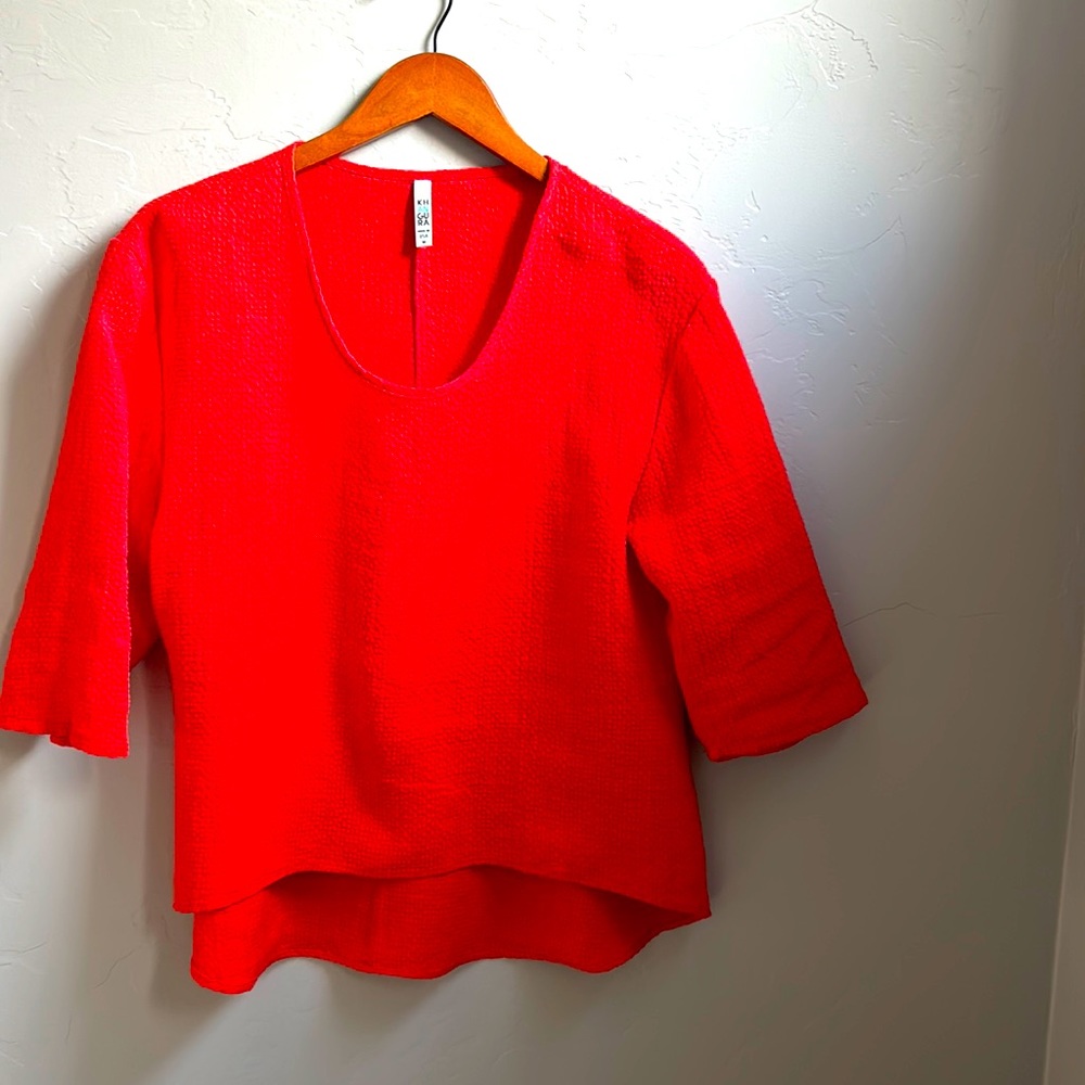 Beautiful Khangura top in coral color, size Medium